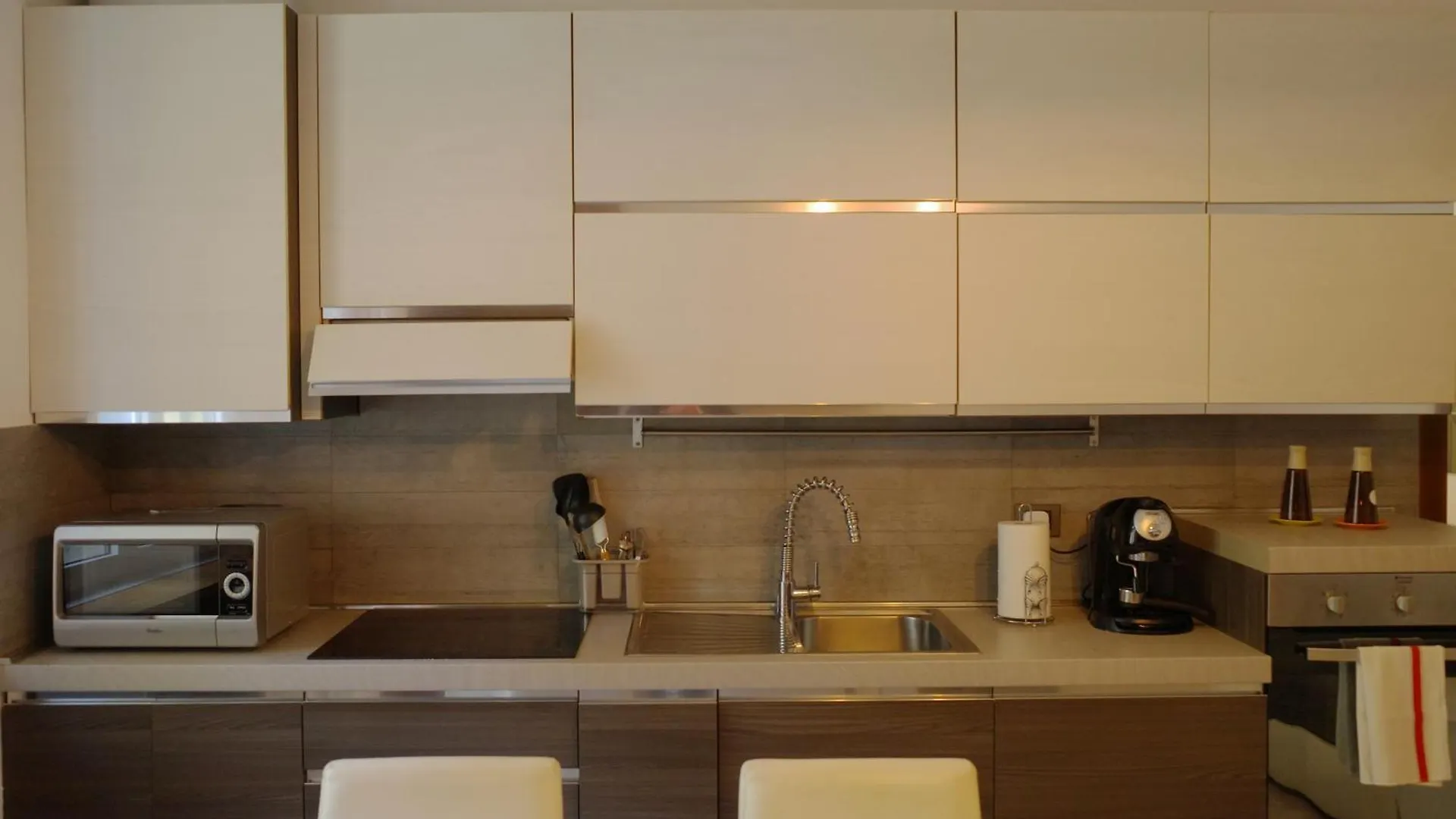 Bwr - Two-Room Apartment Near The Station, Venini Милан 0*,  Италия