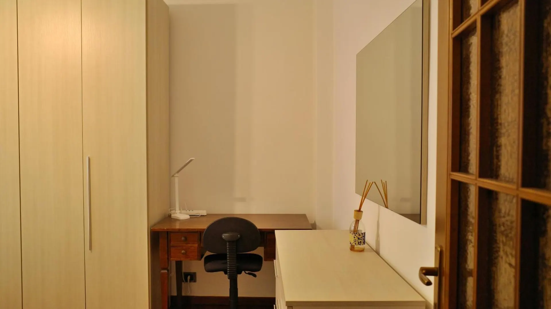 Bwr - Two-Room Apartment Near The Station, Venini Милан