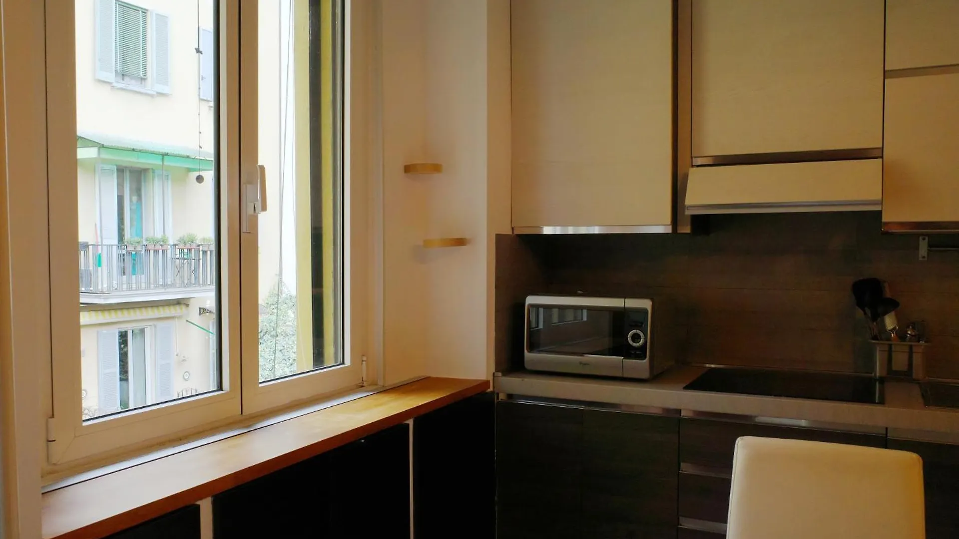 Bwr - Two-Room Apartment Near The Station, Venini Милан